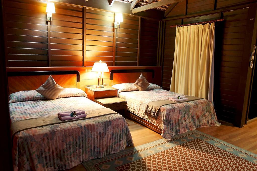 The Manor Beach Resort Besut Kampung Kuala Besut Exterior foto