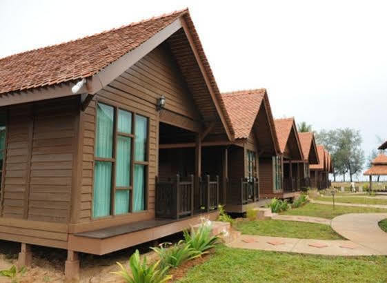 The Manor Beach Resort Besut Kampung Kuala Besut Exterior foto